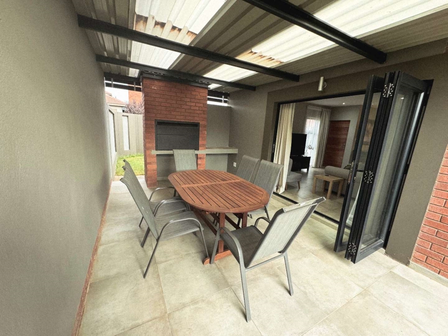 3 Bedroom Property for Sale in Langenhovenpark Free State